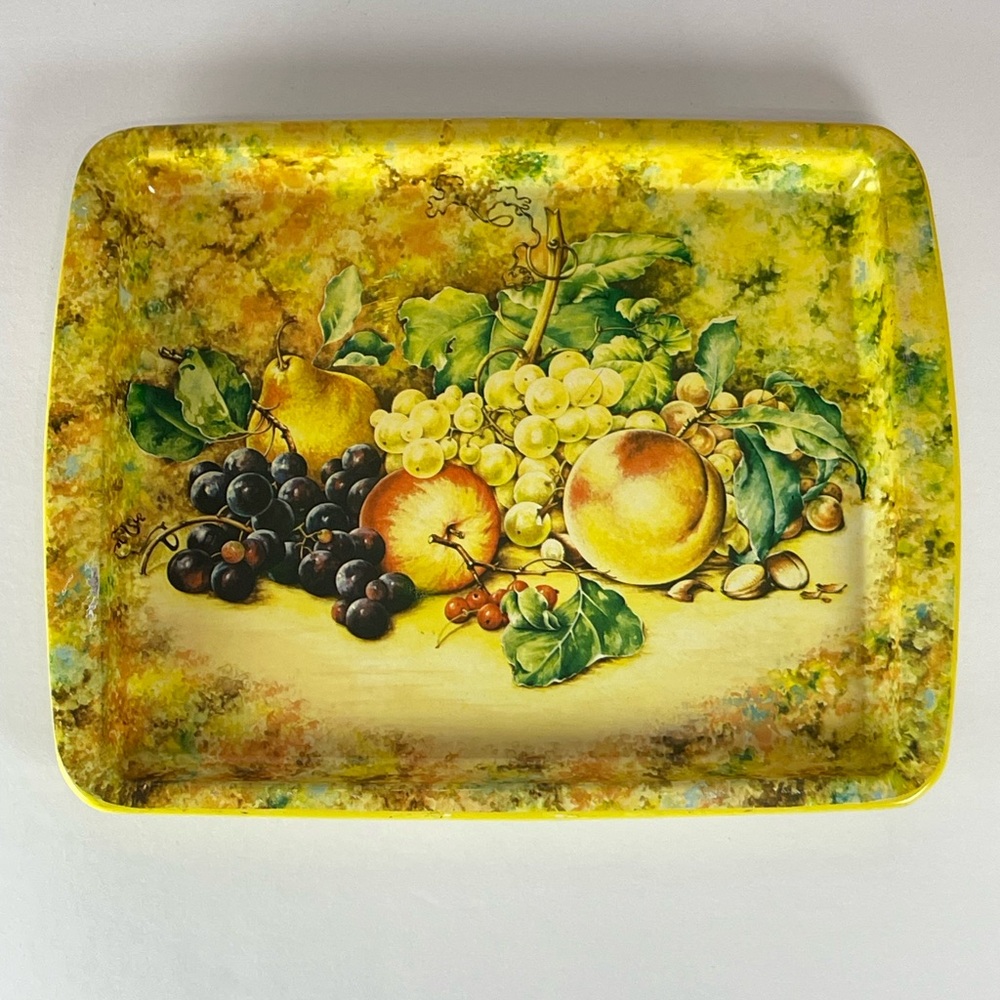 Vintage Daher Decorated Ware metal serving tray